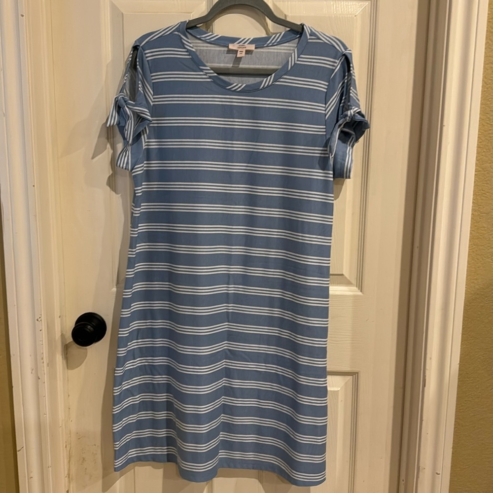 EUC—Como Vintage Light Blue and White Stripe Dress